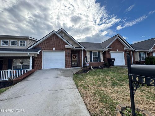 1432 Hazelgreen Way, Knoxville, TN, 37912-1256 | Card Image