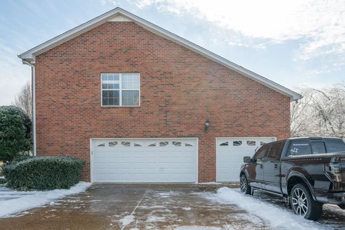 1310 Queensland Way, Mount Juliet, TN, 37122-7557 | Card Image