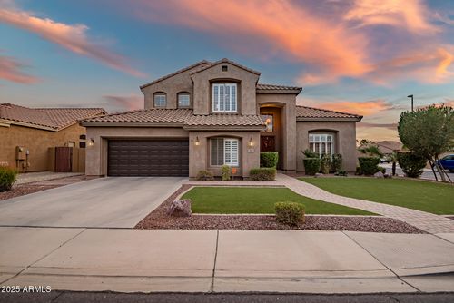 339 E Horseshoe Avenue, Gilbert, AZ, 85296 | Card Image