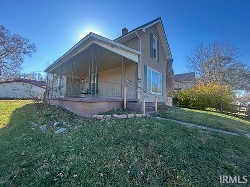 33 E Warren St, Peru, IN, 46970-2863 | Card Image