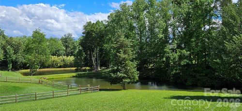 12 Farm Pond Ln, Candler, NC, 28715-9528 | Card Image