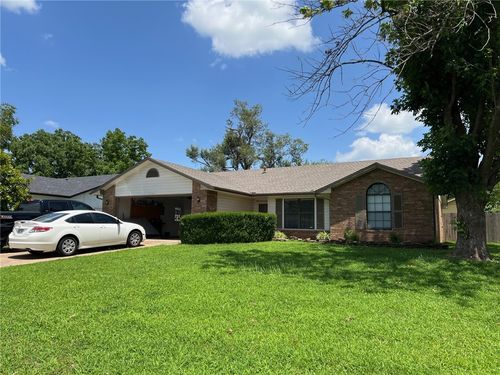 207 Pleasant View Ln, Bentonville, AR, 72712-9367 | Card Image