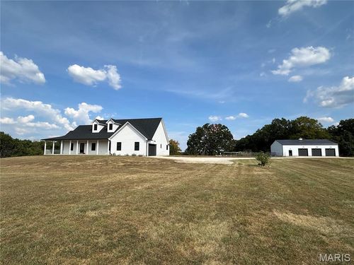 2101 Clifty Rd, Hermann, MO, 65041-4933 | Card Image