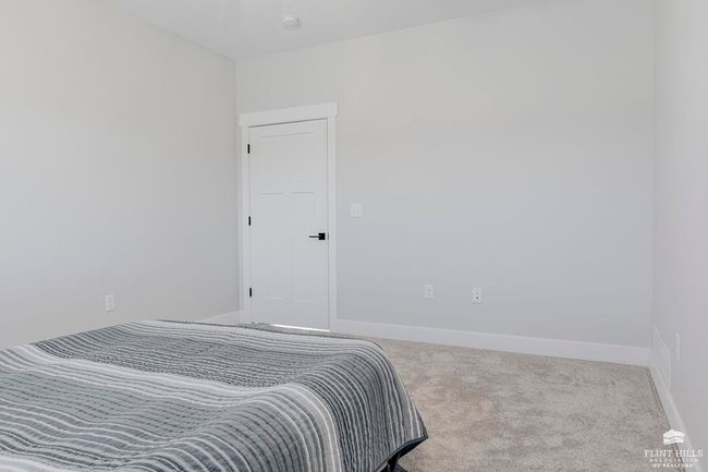 4115 Scenic Xing, Condo with 3 bedrooms, 2 bathrooms and null parking in Manhattan KS | Image 19
