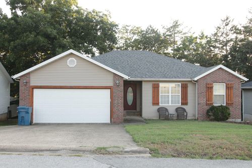210 Eagle Dr, Forsyth, MO, 65653-8195 | Card Image