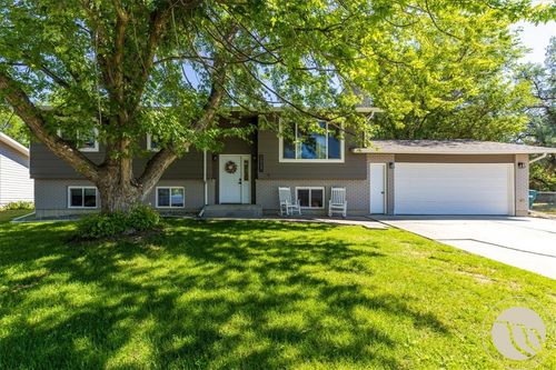 2027 St Andrews Dr, Billings, MT, 59105-3628 | Card Image