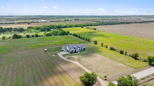 1652 County Road 307, Jarrell, TX, 76537 | Card Image