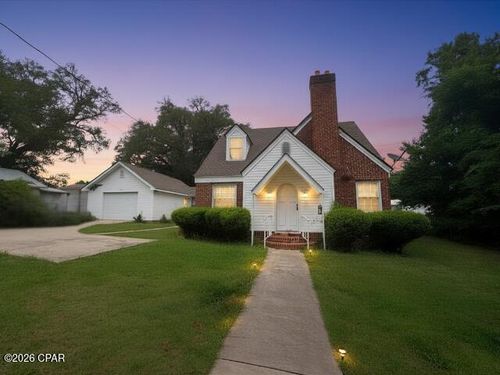 4392 Kelly Ave, Marianna, FL, 32446-3026 | Card Image