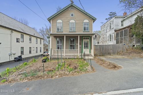 21 Lansing Ave, Troy, NY, 12180-4828 | Card Image