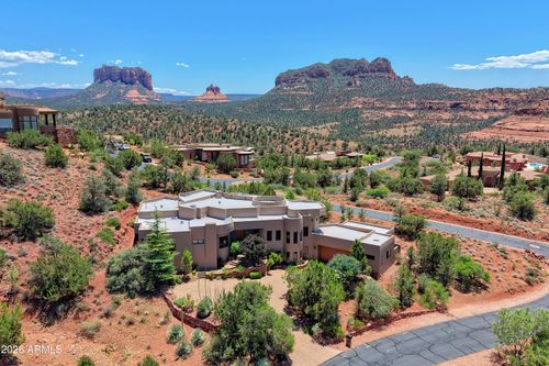 55 N Primrose Pt, Sedona, AZ, 86336-6877 | Card Image