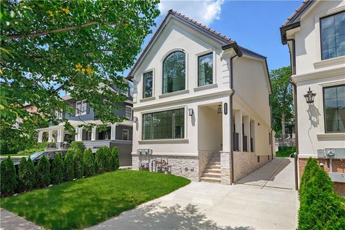 225 77th St, Brooklyn, NY, 11209-3005 | Card Image