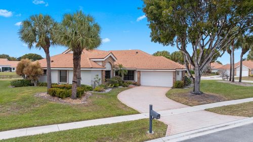 8423 Juddith Ave, Boynton Beach, FL, 33472-2927 | Card Image