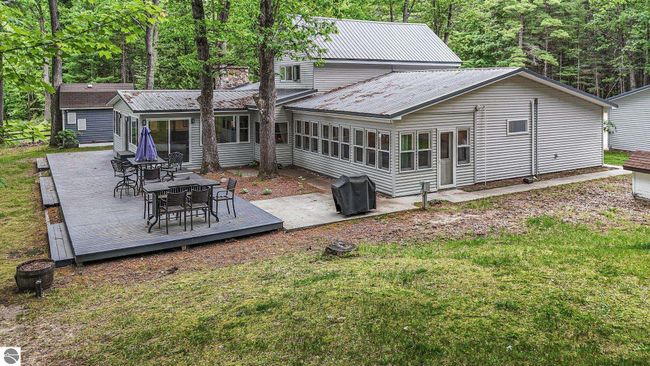 6836 Aarwood Trl Nw, House other with 4 bedrooms, 2 bathrooms and null parking in Rapid City MI | Image 65