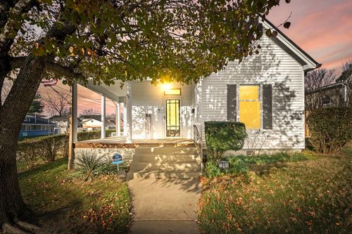 1801 Boscobel St, Nashville, TN, 37206-2015 | Card Image