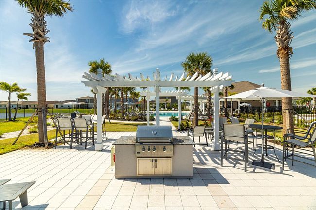 9104 Sandy Bluffs Cir, House other with 4 bedrooms, 3 bathrooms and null parking in PARRISH FL | Image 37