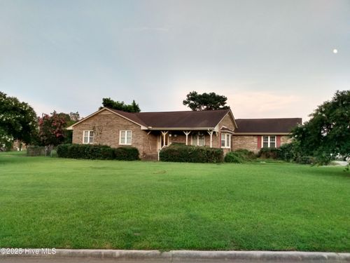 3809 Robin Rd, Ayden, NC, 28513-7161 | Card Image