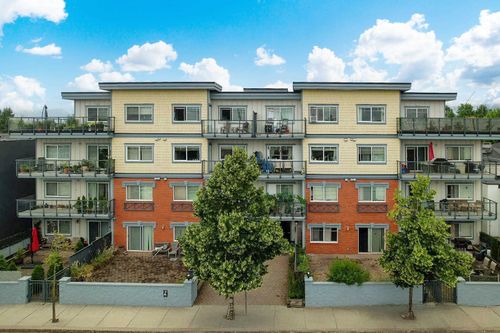 401-22363 Selkirk Ave, Maple Ridge, BC, V2X2X6 | Card Image