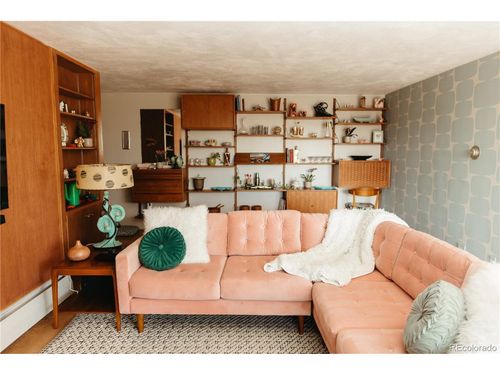 apt-504-1090 N Lafayette St, Denver, CO, 80218-3157 | Card Image