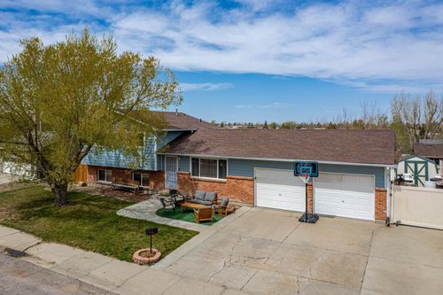 1888 Shattuck Ave, Casper, WY, 82601-5067 | Card Image