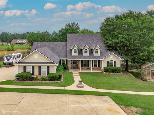 561 Linton Rd, Benton, LA, 71006-3421 | Card Image