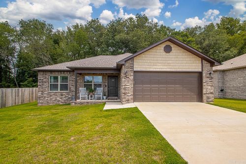 44 Birchwood Dr, Ward, AR, 72176-8431 | Card Image