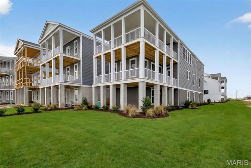 210 Marais Temps Clair Way, Saint Charles, MO, 63301-8568 | Card Image