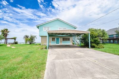 145 Lakeview Road, House other with 3 bedrooms, 3 bathrooms and null parking in Rockport TX | Image 2