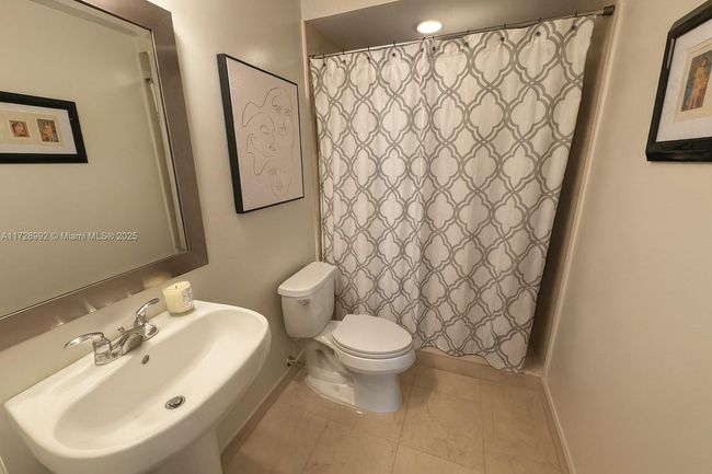 APT-412 - 19400 Turnberry Way, Condo with 3 bedrooms, 3 bathrooms and null parking in Aventura FL | Image 14