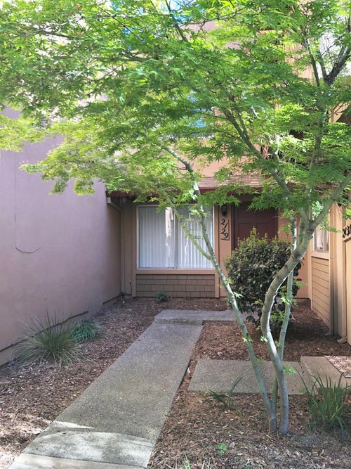 2129 Bella Casa St, Davis, CA, 95616-0715 | Card Image