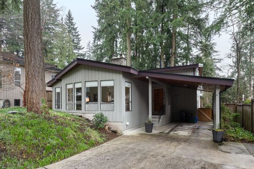 2376 King Albert Avenue, Coquitlam, BC, V3J7E4 | Card Image