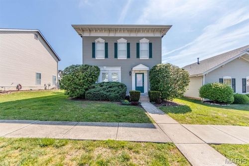 110 Hawks Haven Dr, O Fallon, MO, 63368-7677 | Card Image