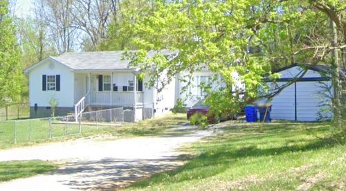 917 E 2nd St, Russellville, KY, 42276-1757 | Card Image