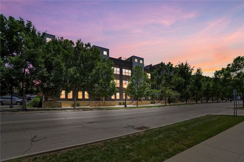 28 Patterson Blvd, Dayton, OH, 45402-2111 | Card Image