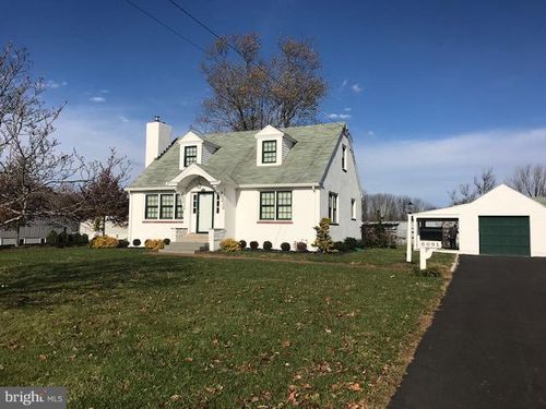 6091 Kellers Church Rd, PIPERSVILLE, PA, 18947-1019 | Card Image