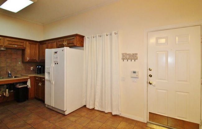 5131 Trail Dust Ln, Home with 2 bedrooms, 2 bathrooms and null parking in Arlington TX | Image 8