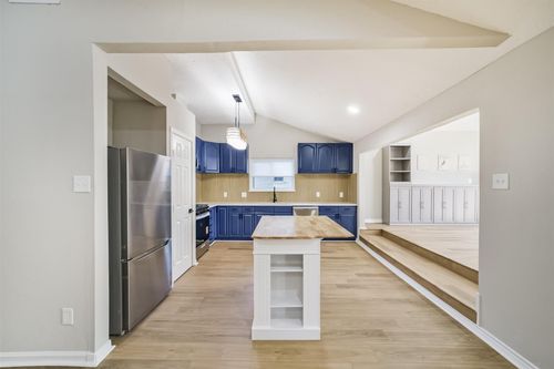 10826 Thorncliff Dr, Humble, TX, 77396-2433 | Card Image