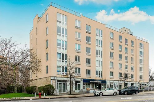 ph-c-112-02 Northern Blvd, Corona, NY, 11368-1691 | Card Image