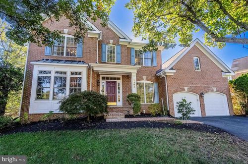 2393 Watters Glen Ct, Falls Church, VA, 22043-2951 | Card Image