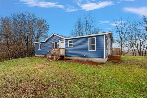 1465 64th St, Fennville, MI, 49408-9506 | Card Image