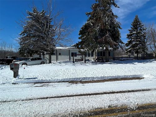 3055 Black Rd, Charlevoix, MI, 49720-9564 | Card Image