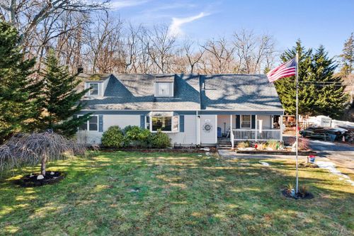 280 Moriches Rd, Saint James, NY, 11780-2125 | Card Image