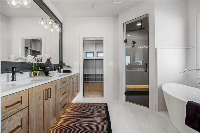 Previous Model Photos. Actual features and sizes may vary. Contact Onsite Agent for details! | Image 16