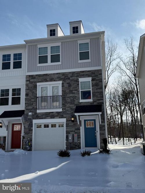 6828 Winterhill Ln, GLEN BURNIE, MD, 21060-8929 | Card Image