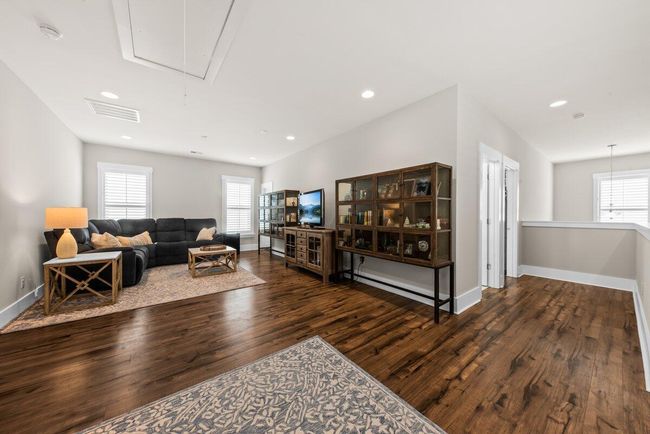 2208 Primus Upstairs Loft | Image 18