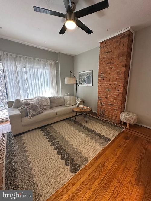 apt-2-275 Rochelle Ave, PHILADELPHIA, PA, 19128-3920 | Card Image