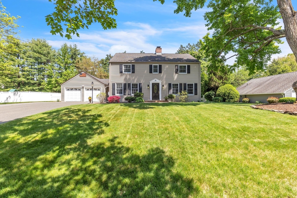 Burbank Rd, Longmeadow, MA 01106