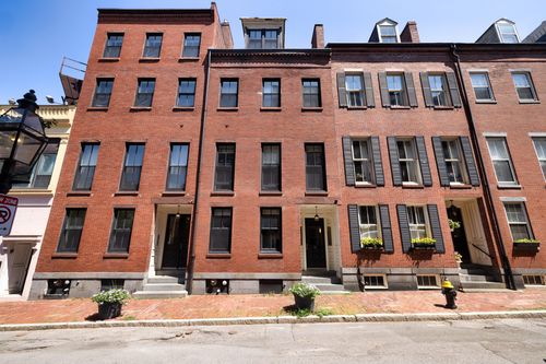 16 Temple Street, Boston, MA, 02114 | Card Image