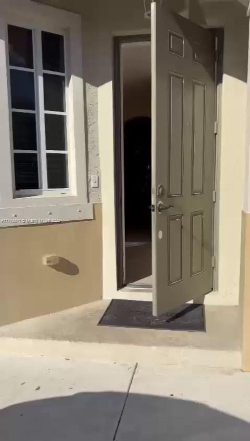 32-21109 Nw 14th Pl, Miami Gardens, FL, 33169-7441 | Card Image