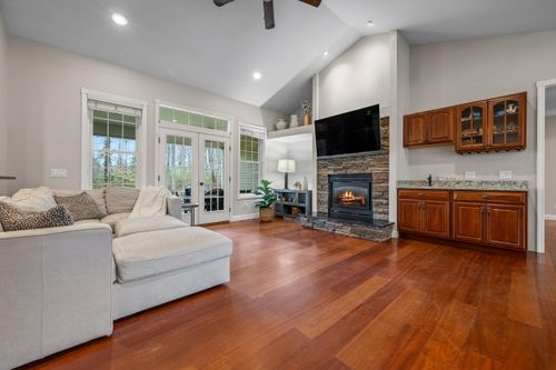 79 Jefferson Road, Conway, NH, 03813 | Card Image