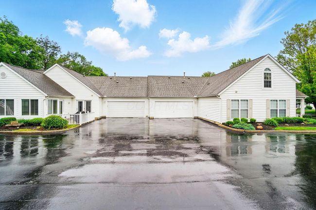 1131 Overlook Ct, Condo with 3 bedrooms, 3 bathrooms and null parking in Pickerington OH | Image 37
